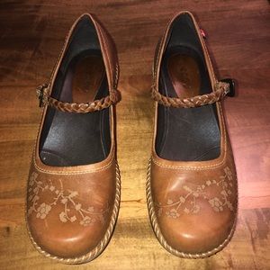 Ecco brown women’s shoes